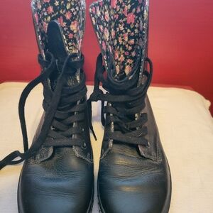 Dr Martens Black Boots Size 7
